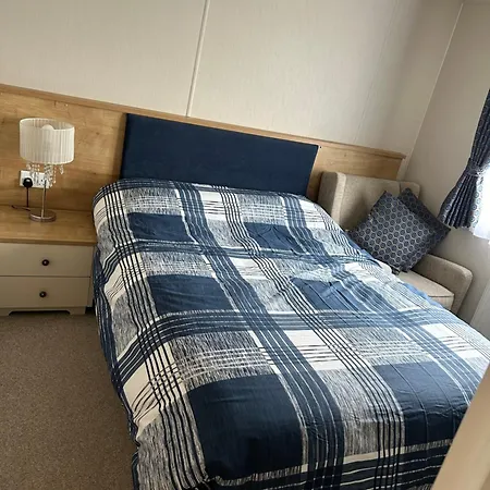 8 Birth On Cayton Bay Scarborough