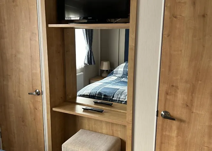 8 Birth On Cayton Bay Scarborough